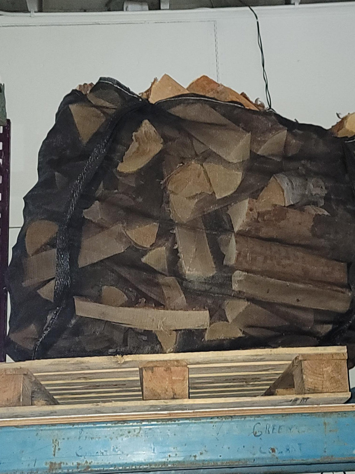 Seasoned Larch - Smokin Good Wood