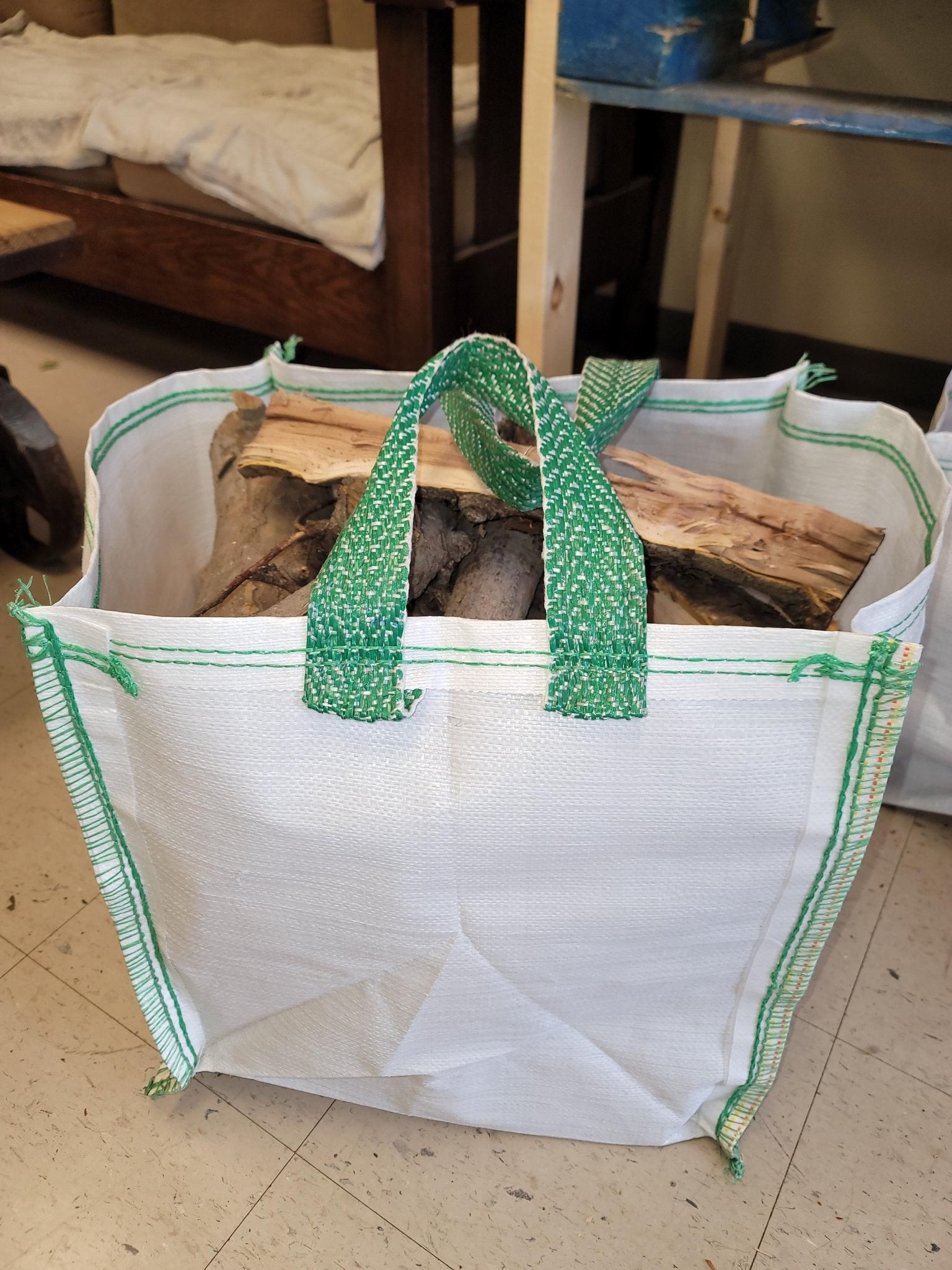 Smokin Applewood - Smokin Good Wood